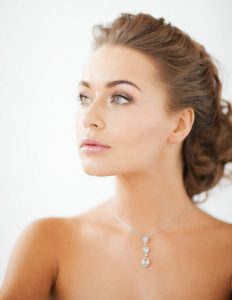 Liquid Rhinoplasty vs Surgical Rhinoplasty: Which Is Right for You?